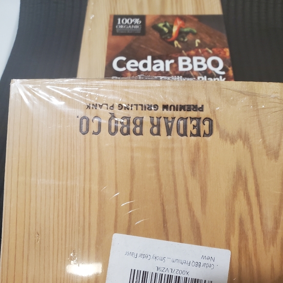 4 Cedar Grilling Planks - Picture 7 of 7